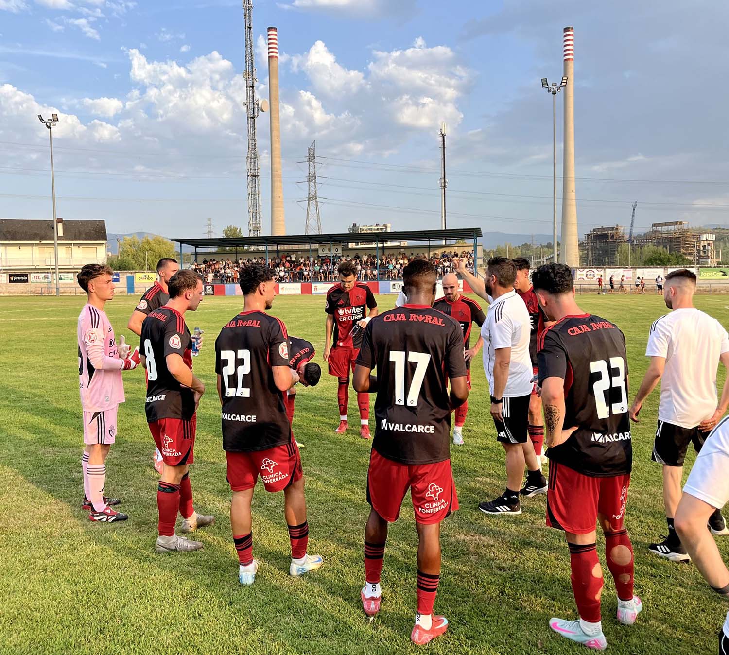 Pausa de hidrataciñon entre la Ponferradina y el Real Valladolid Promesas Pausa de hidrataciñon entre la Ponferradina y el Real Valladolid Promesas