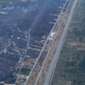 Restablecida la red ferroviaria y reabierta la NVI por el incendio en Villaverde de los Cestos (Castropodame)