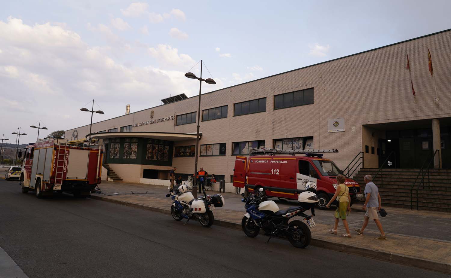 Preparativos en el pabellón Lydia Valentín de Ponferrada(5)