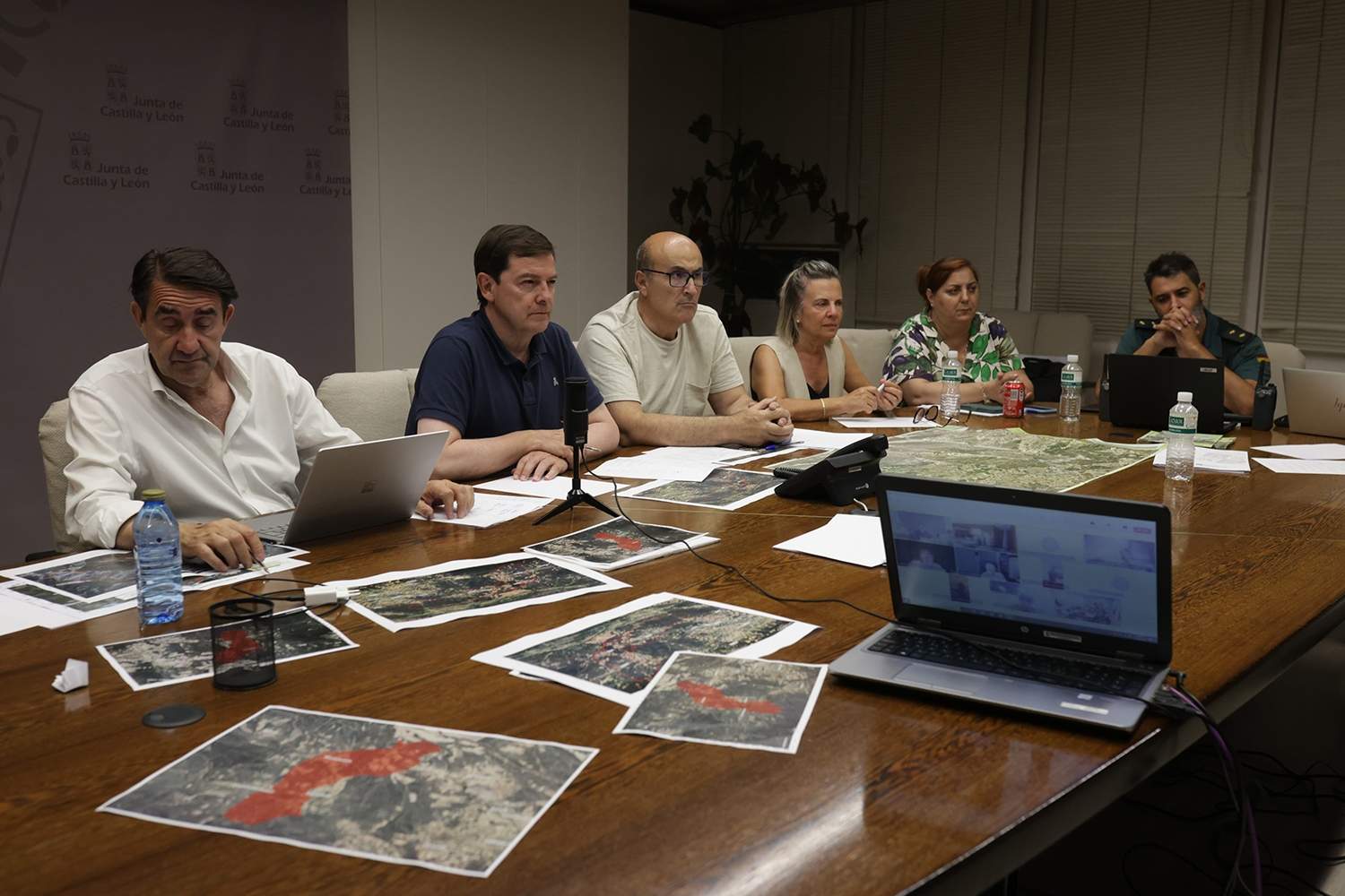 J.L Leal / ICAL. El presidente de la Junta, Alfonso Fernández Mañueco durante la rueda de prensa en Zamora