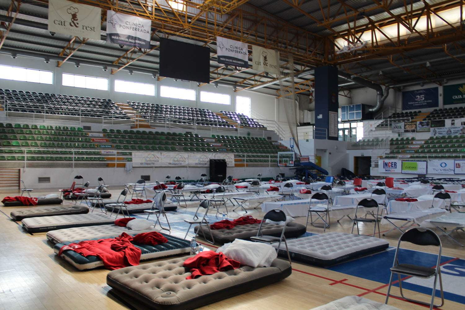 Pabellón municipal Lydia Valentín (Ponferrada) Pabellón municipal Lydia Valentín (Ponferrada)