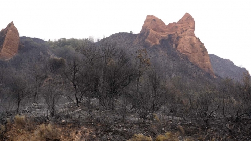 César Hornija ICAL. Efectos del incendio en Las Médulas (13) César Hornija ICAL. Efectos del incendio en Las Médulas (13)