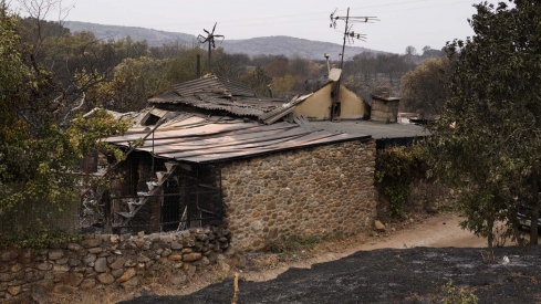 César Hornija ICAL. Efectos del incendio en Las Médulas (26) César Hornija ICAL. Efectos del incendio en Las Médulas (26)