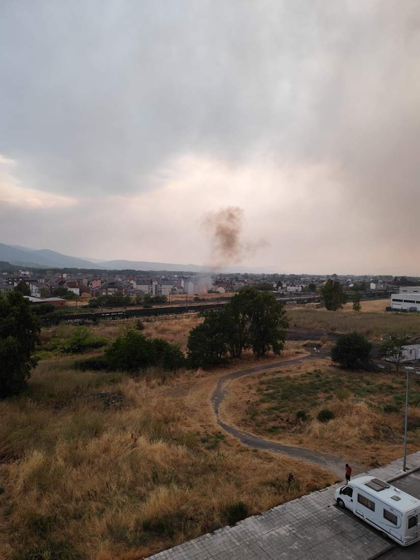 Incendio en Flores del Sil (2)