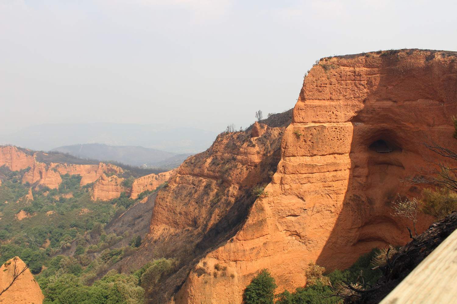 Mañueco sobre Las Médulas “Yo sé lo que significan para este entorno y garantizo que recuperarán todo su esplendor”