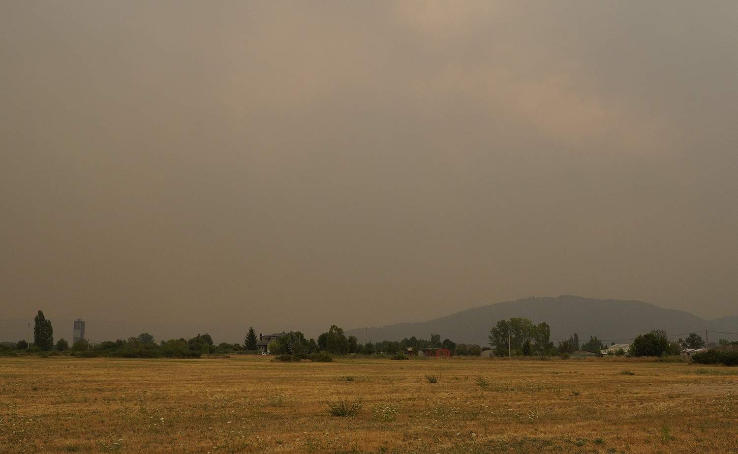 Humo por incendios en Ponferrada 4 Humo por incendios en Ponferrada 4