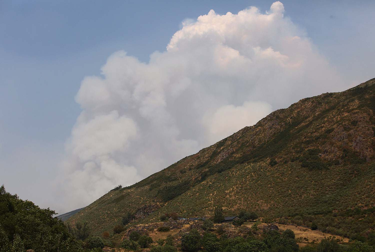 incendio de orallo 3