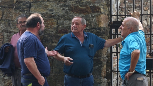 Vecinos desalojados de Peñalba de Santiago, Bouzas, San Cristóbal de Valdueza, Espinoso de Compludo y Manzanedo de Valdueza por el incendio de Llamas de Cabrera (11)
