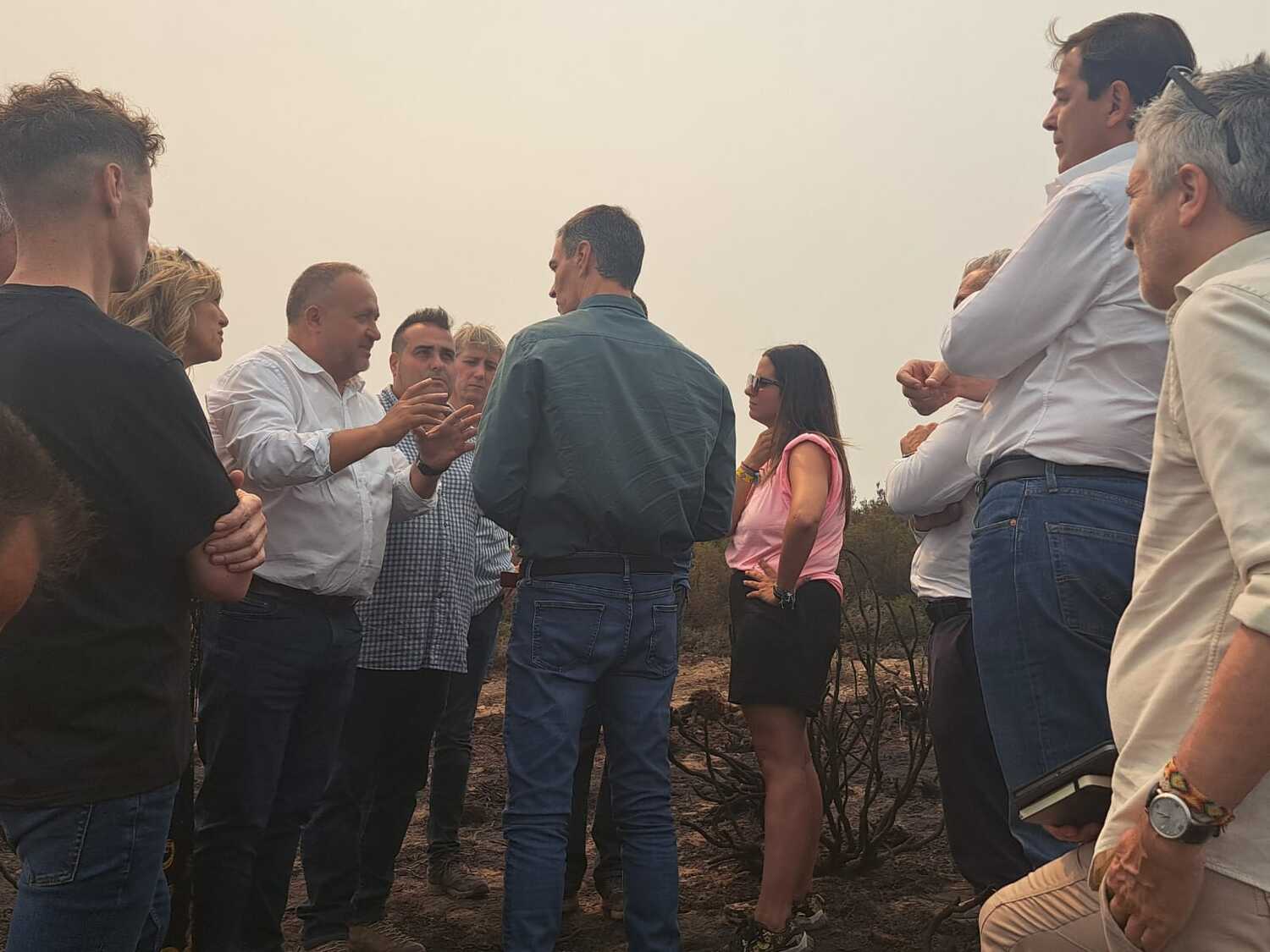 Visita de Pedro Sánchez a la zona afectada por el incendio de Orallo, en Villablino | Diputación de León Visita de Pedro Sánchez a la zona afectada por el incendio de Orallo, en Villablino | Diputación de León