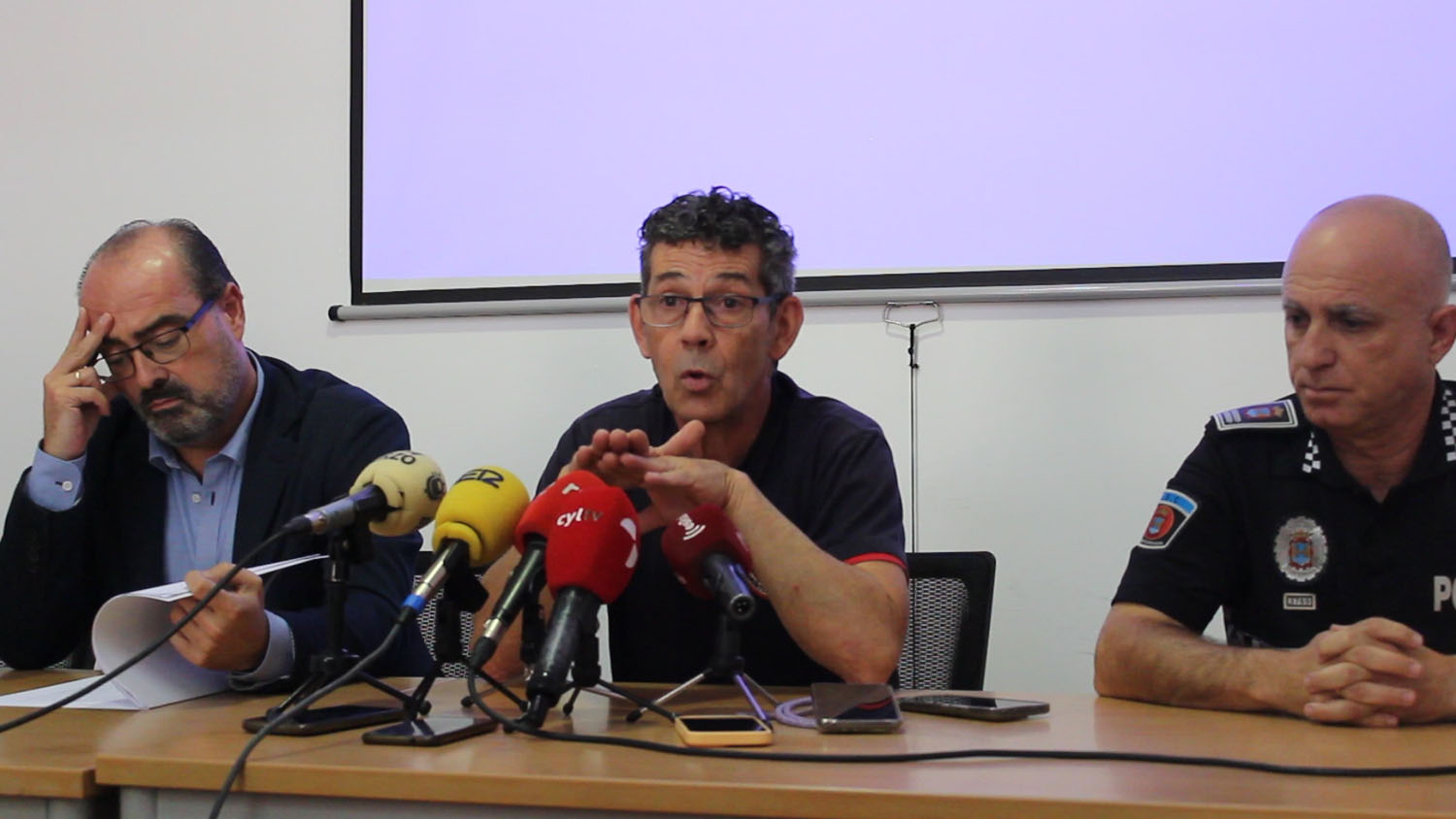 Actuación de bomberos e incendios Bierzo (2)