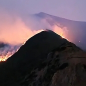Incendio de Yeres en el Valle del Silencio. Foto instagram: @lacantinapenalba