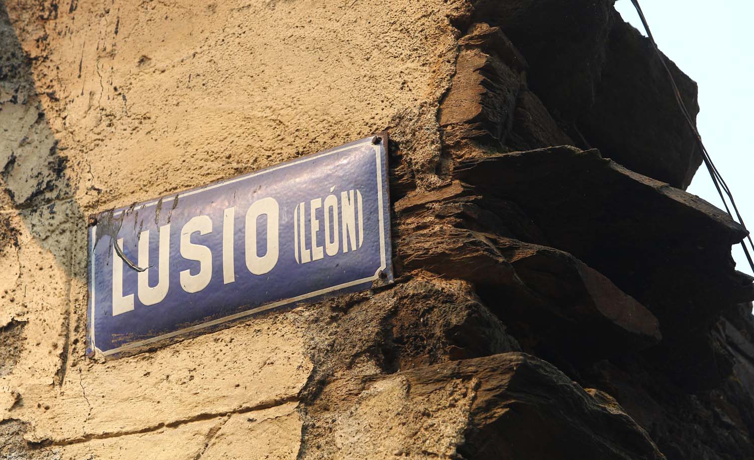 César Hornija ICAL. El pueblo de Lusio (Oencia), arrasado por el fuego (6)