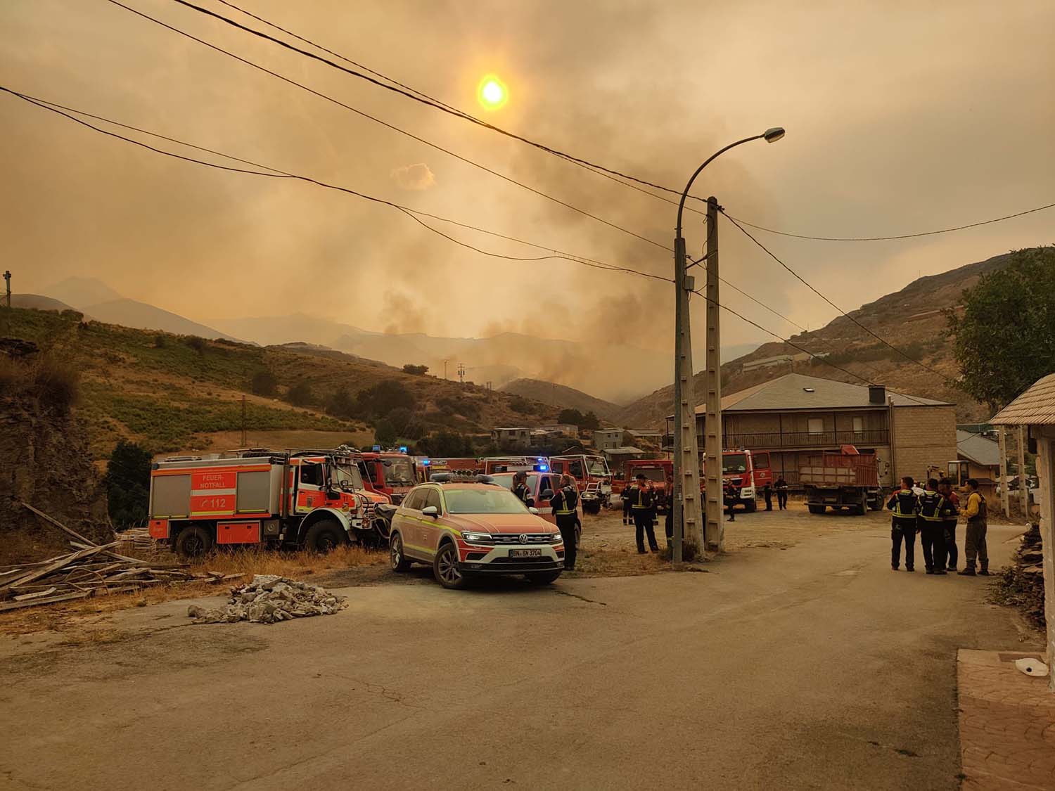 Bomberos alemanes en La Baña. Bomberos Alemanes. Bomberos alemanes en La Baña. Bomberos Alemanes.