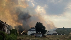 Incendio de Molinaseca 1| Controlado el incendio que obligó a evacuar a los vecinos de Molinaseca y Lombillo de los Barrios