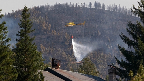 Peio García ICAL . Incendio en Garaño (León)