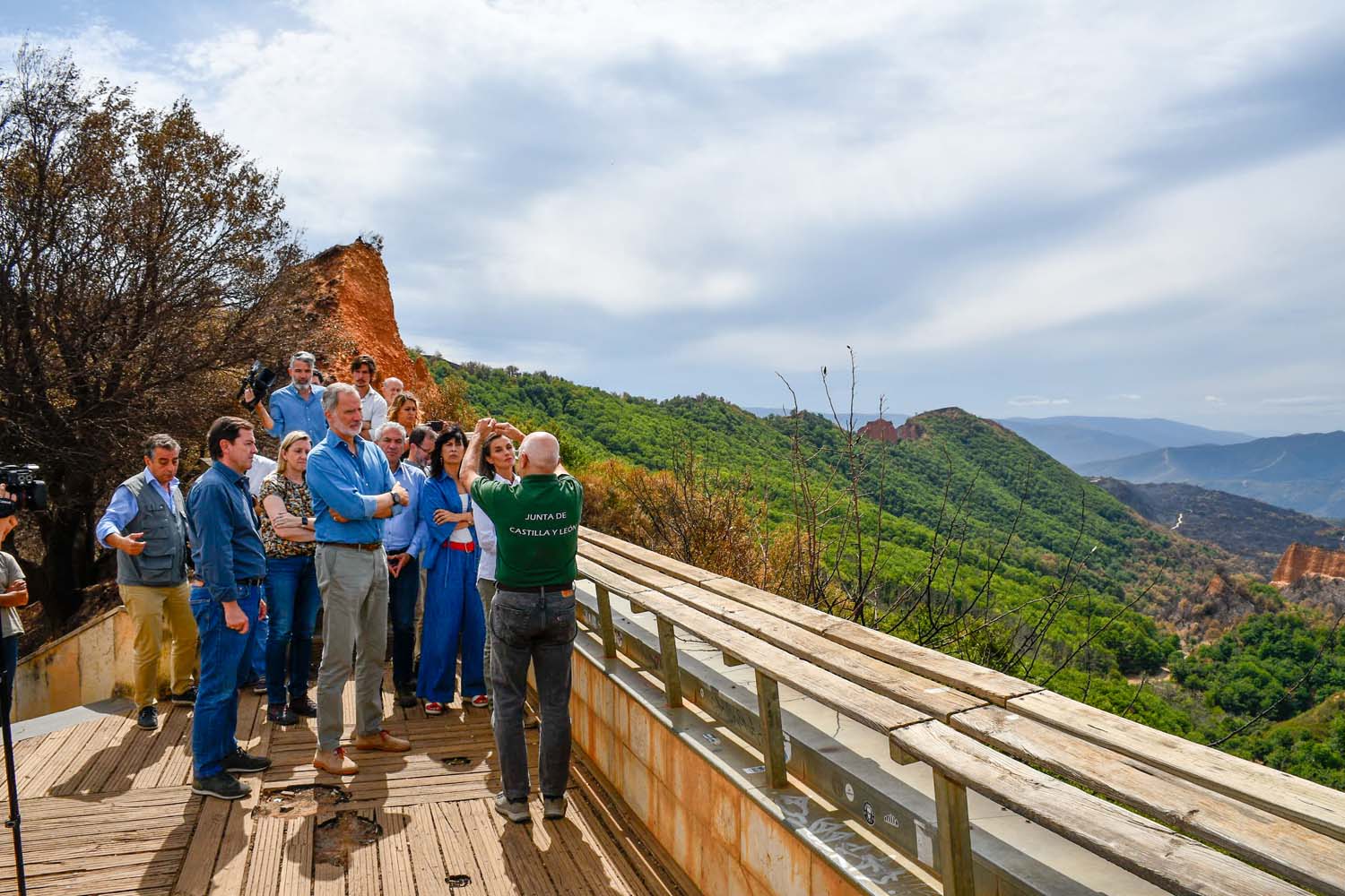 Visita de los reyes a Las Médulas (25) Visita de los reyes a Las Médulas (25)