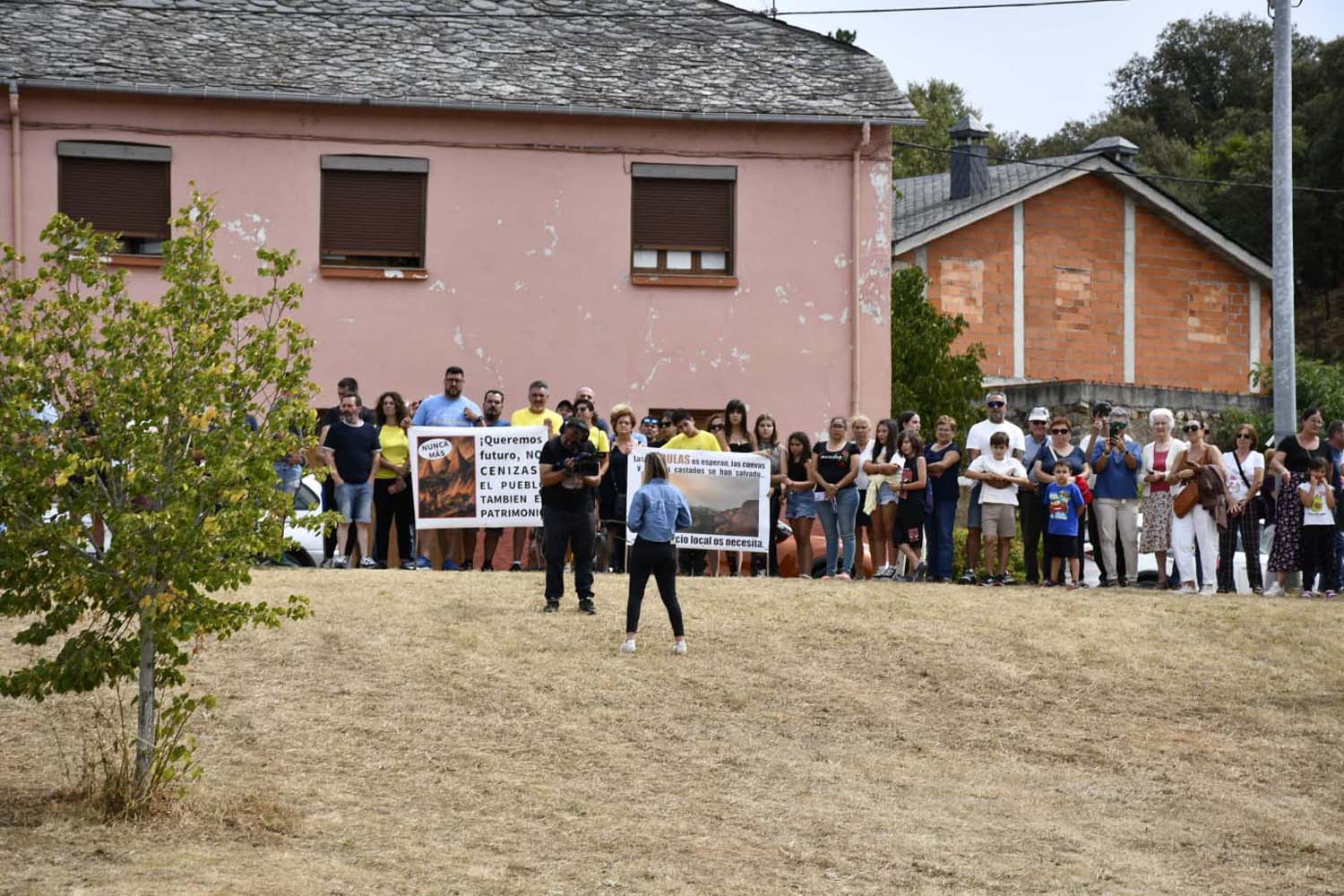 Visita de los reyes a la Casa Parque de Las Médulas (3)