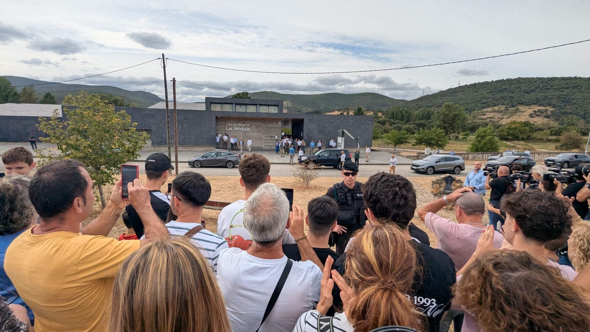 WhatsApp Image 2025 08 27 at 17.30.32 (2)