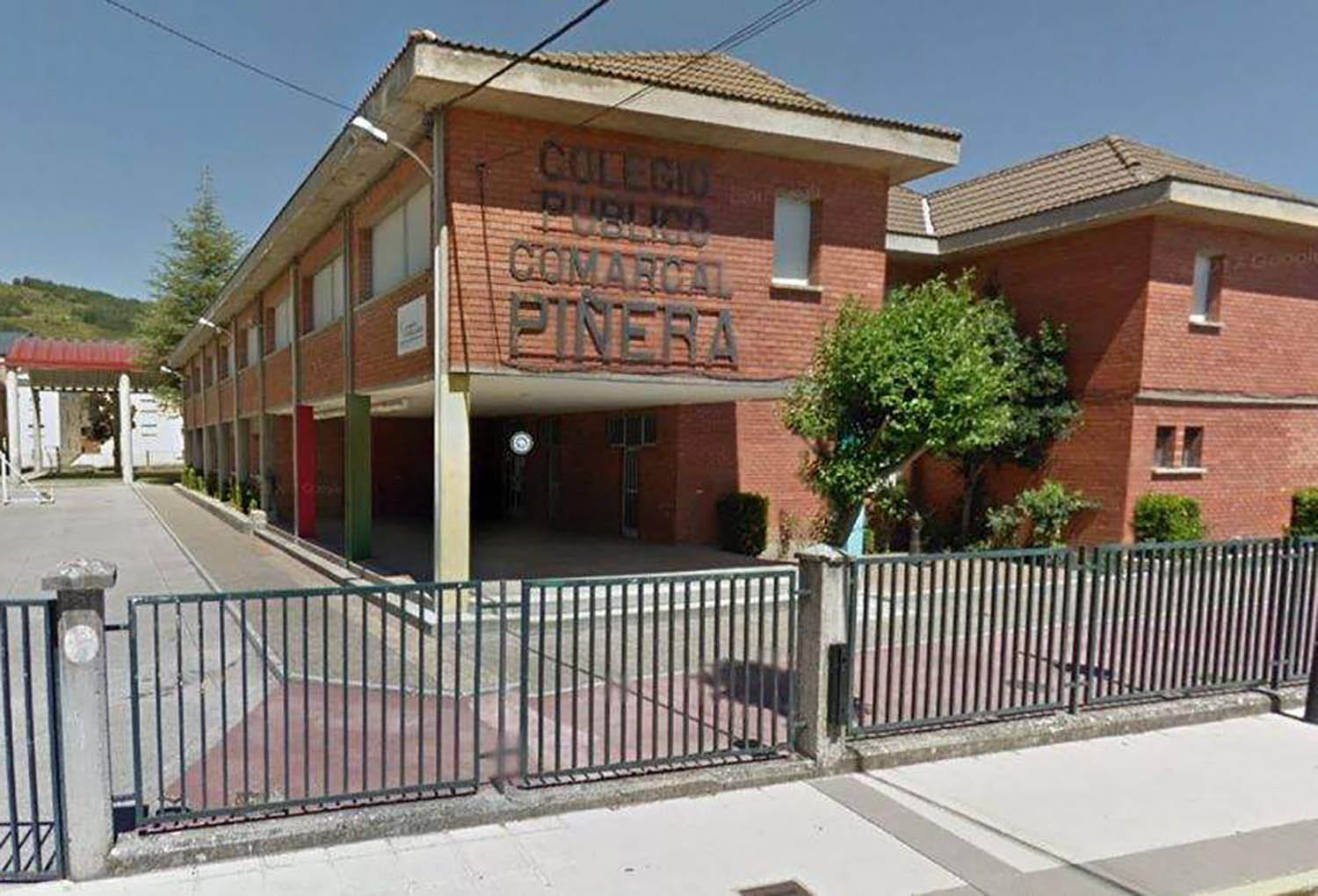 Colegio Piñera de Vega de Espinareda Colegio Piñera de Vega de Espinareda