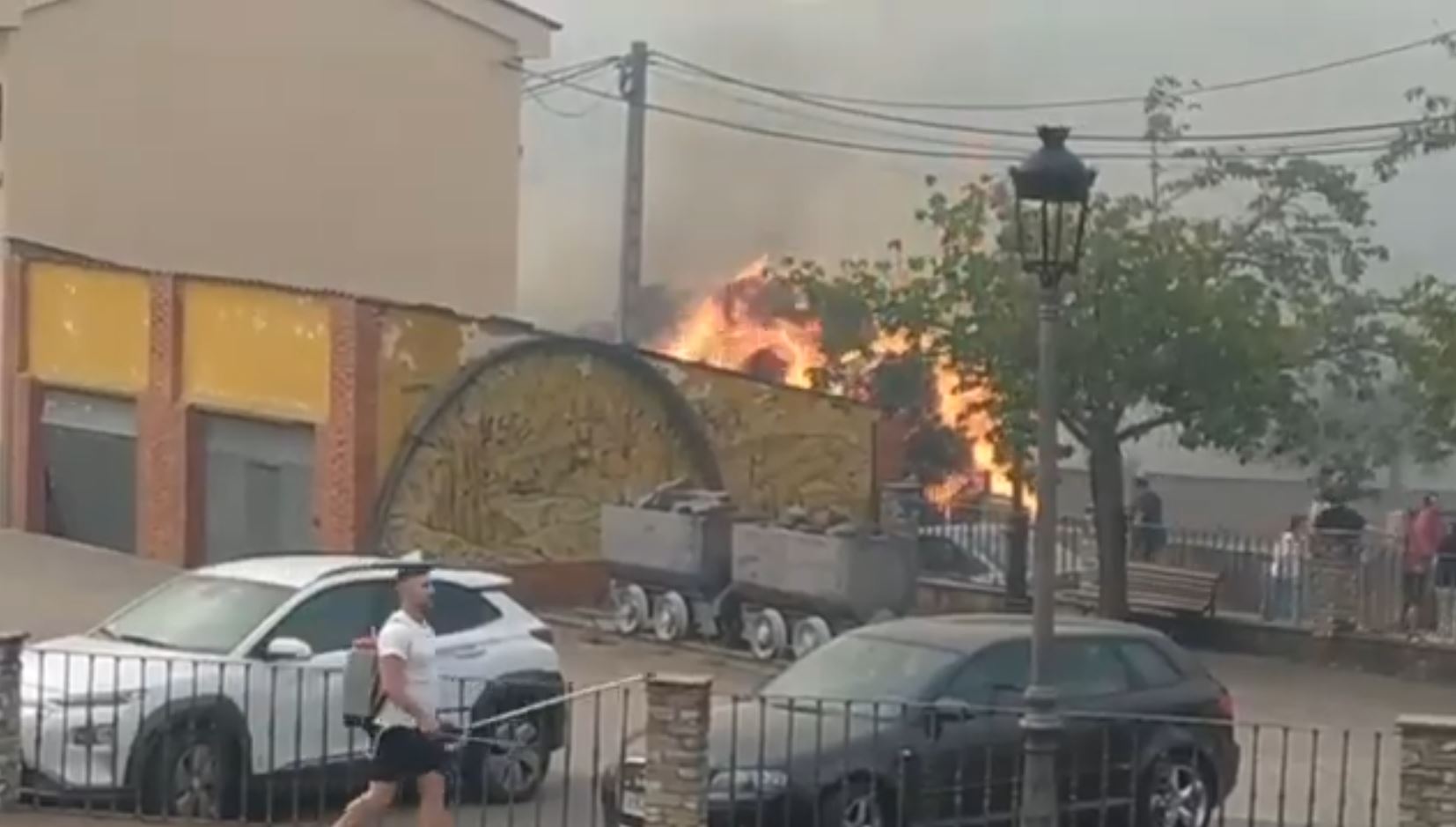 Incendio en Berlanga del Bierzo (1)