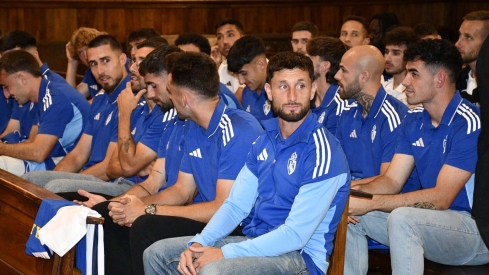 Ofrenda de la SD Ponferradina a la Virgen de la Encina (10)