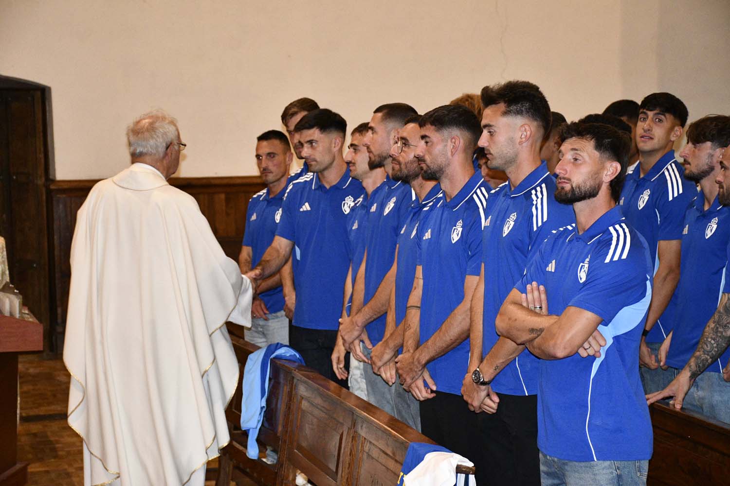 Ofrenda de la SD Ponferradina a la Virgen de la Encina (15)