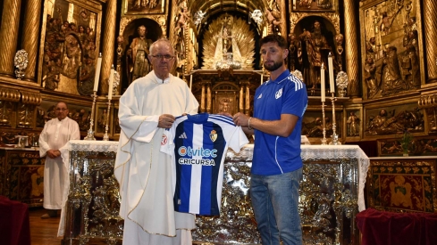 Ofrenda de la SD Ponferradina a la Virgen de la Encina (20)
