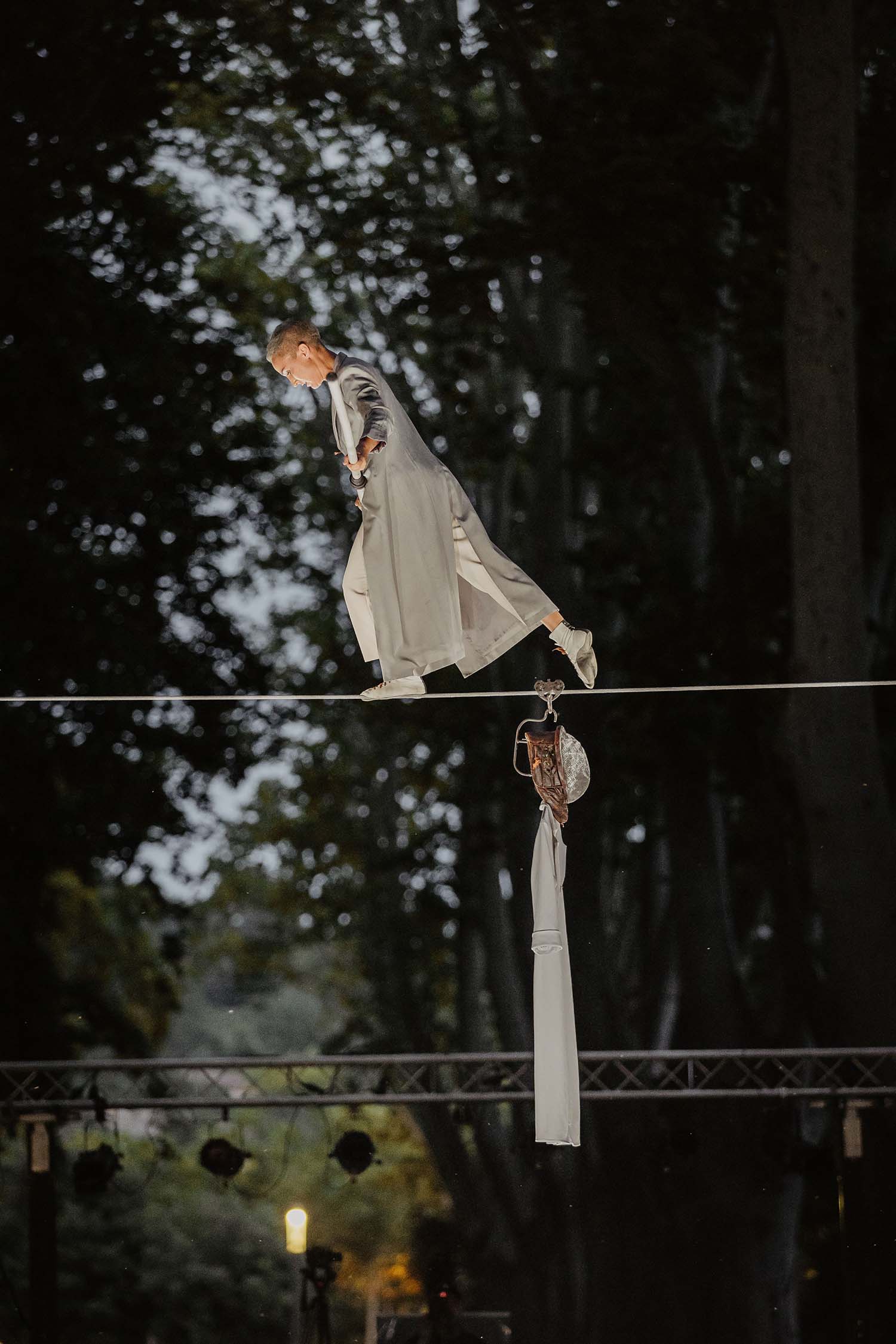 El Teatro Bérgidum abre la temporada el lunes con un espectáculo de funambulismo a cargo de La Corcoles. El Teatro Bérgidum abre la temporada el lunes con un espectáculo de funambulismo a cargo de La Corcoles.