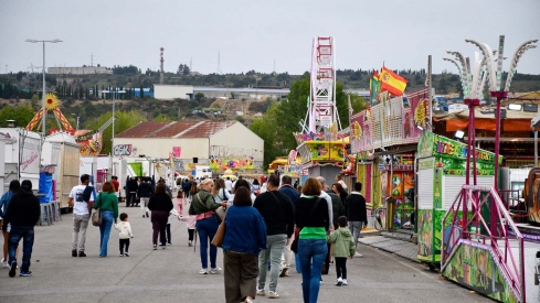 Apertura recinto ferial Ponferrada (2)