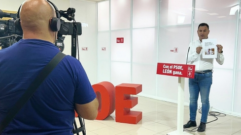 El secretario general del PSOE de León, Javier Alfonso Cendón