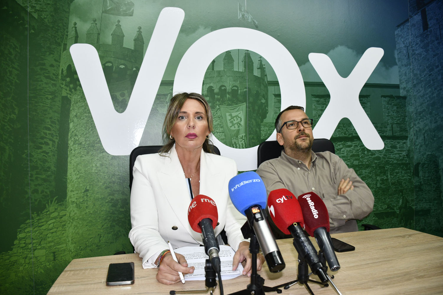 VOX Ponferrada, Patricia González y Gerardo González
