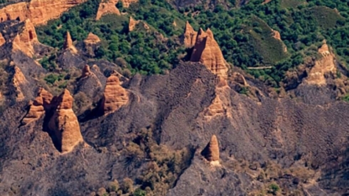 Las Médulas tras el incendio de Yeres