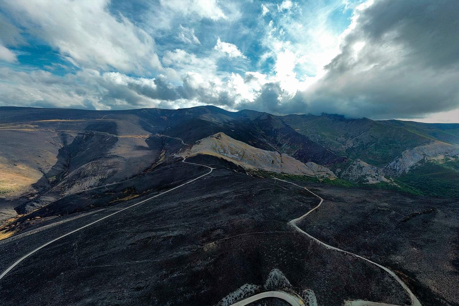 La Tebaida en cenizas resurgirá como Ave Fénix (Daniel Merino / InfoBierzo)