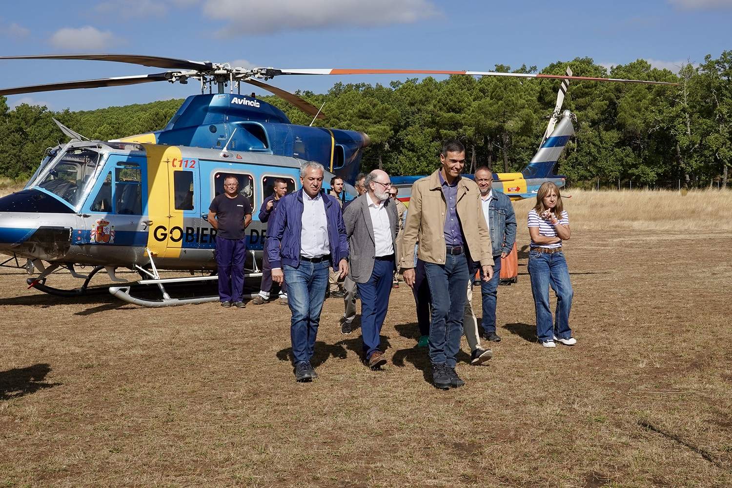 Pedro Sánchez, visita la base de la Brigada de Refuerzo en Incendios Forestales, Brif, de Tabuyo del Monte (León)