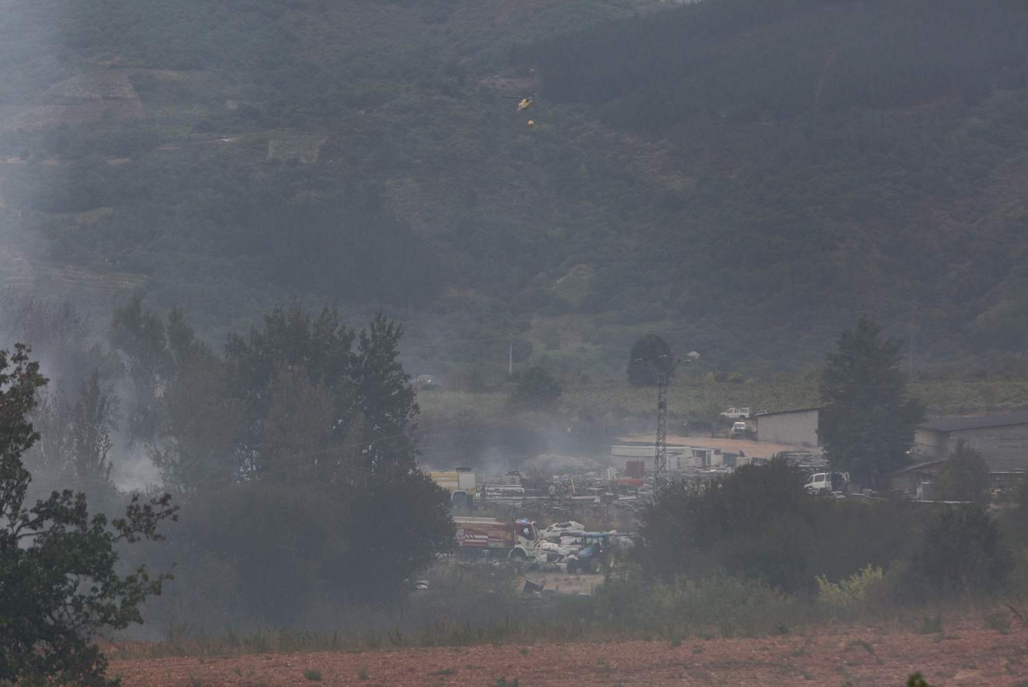 Incendio en Villafranca del Bierzo | Foto: César Hornija, ICAL Incendio en Villafranca del Bierzo | Foto: César Hornija, ICAL