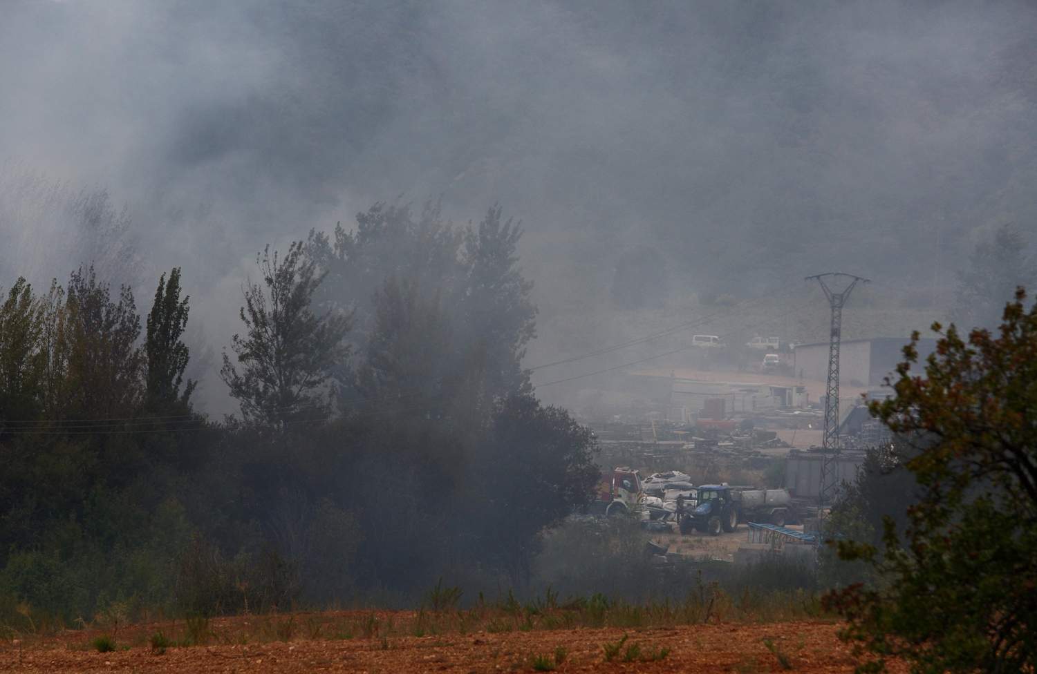 Incendio forestal en Villafranca del Bierzo (7) Incendio forestal en Villafranca del Bierzo (7)