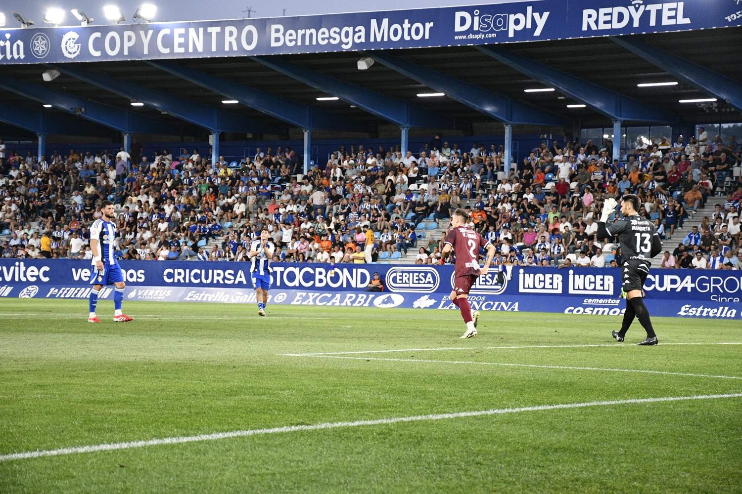 Ponferradina Pontevedra (210)