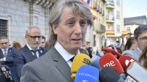 El secretario general del Partido Socialista de Castilla y León, Carlos Martínez, en el Día del Bierzo en Ponferrada