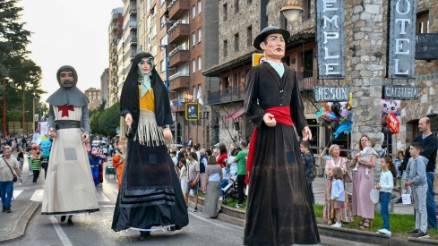 Desfile de carrozas de las Fiestas de la Encina Dani Merino (7)