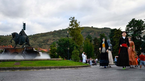 Desfile de carrozas de las Fiestas de la Encina Dani Merino (9)