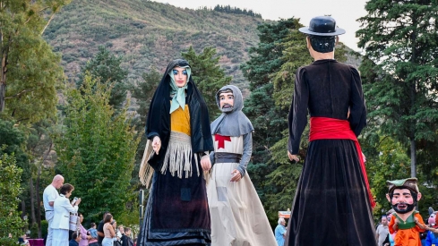 Desfile de carrozas de las Fiestas de la Encina Dani Merino (10)