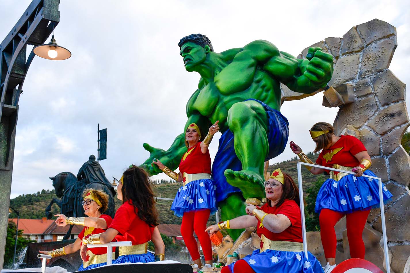 Desfile de carrozas de las Fiestas de la Encina Dani Merino (94)