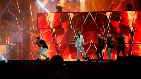 Actuación de la orquesta Panorama en las Fiestas de la Encina (5)