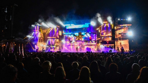 Actuación de la orquesta Panorama en las Fiestas de la Encina (10)