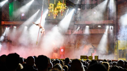 Actuación de la orquesta Panorama en las Fiestas de la Encina (13)