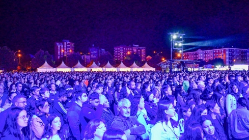 Actuación de la orquesta Panorama en las Fiestas de la Encina (36)