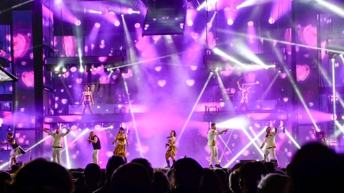 Actuación de la orquesta Panorama en las Fiestas de la Encina (57)