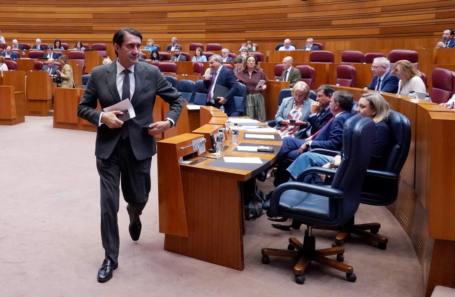 El PP denuncia en el Pleno de las Cortes una “cacería política” contra Suarez-Quiñones por su gestión de los incendios| Miriam Chacón / ICAL