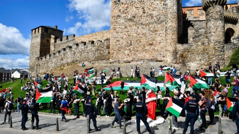 La Vuelta Ciclista a su paso por Ponferrada (8)