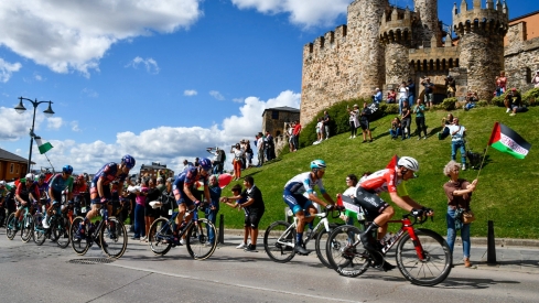 La Vuelta Ciclista a su paso por Ponferrada (13)